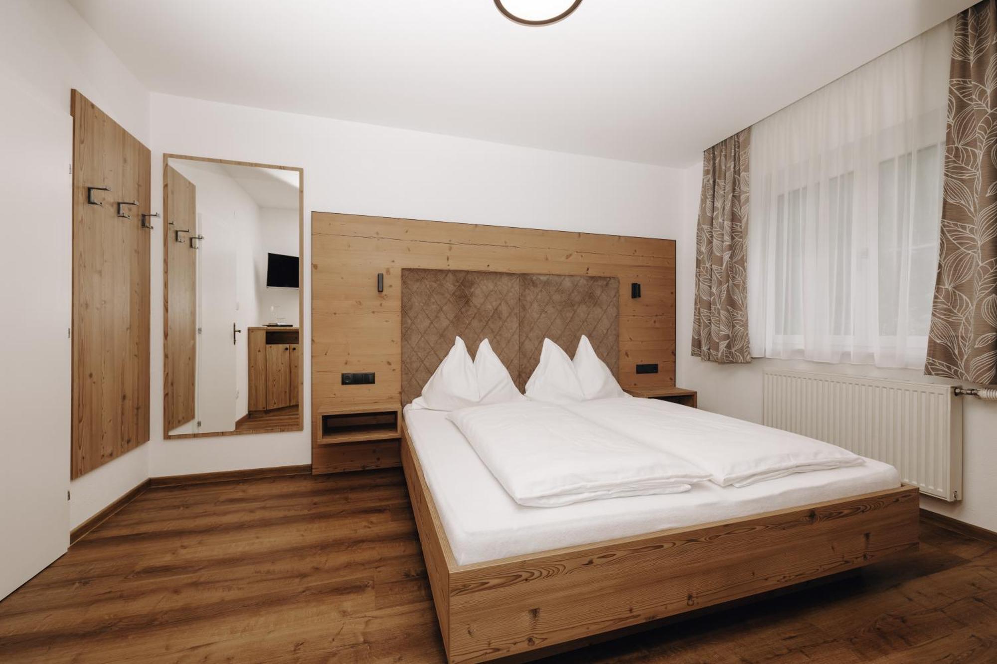 Hotel Garni Tannenhof Flachau Dış mekan fotoğraf