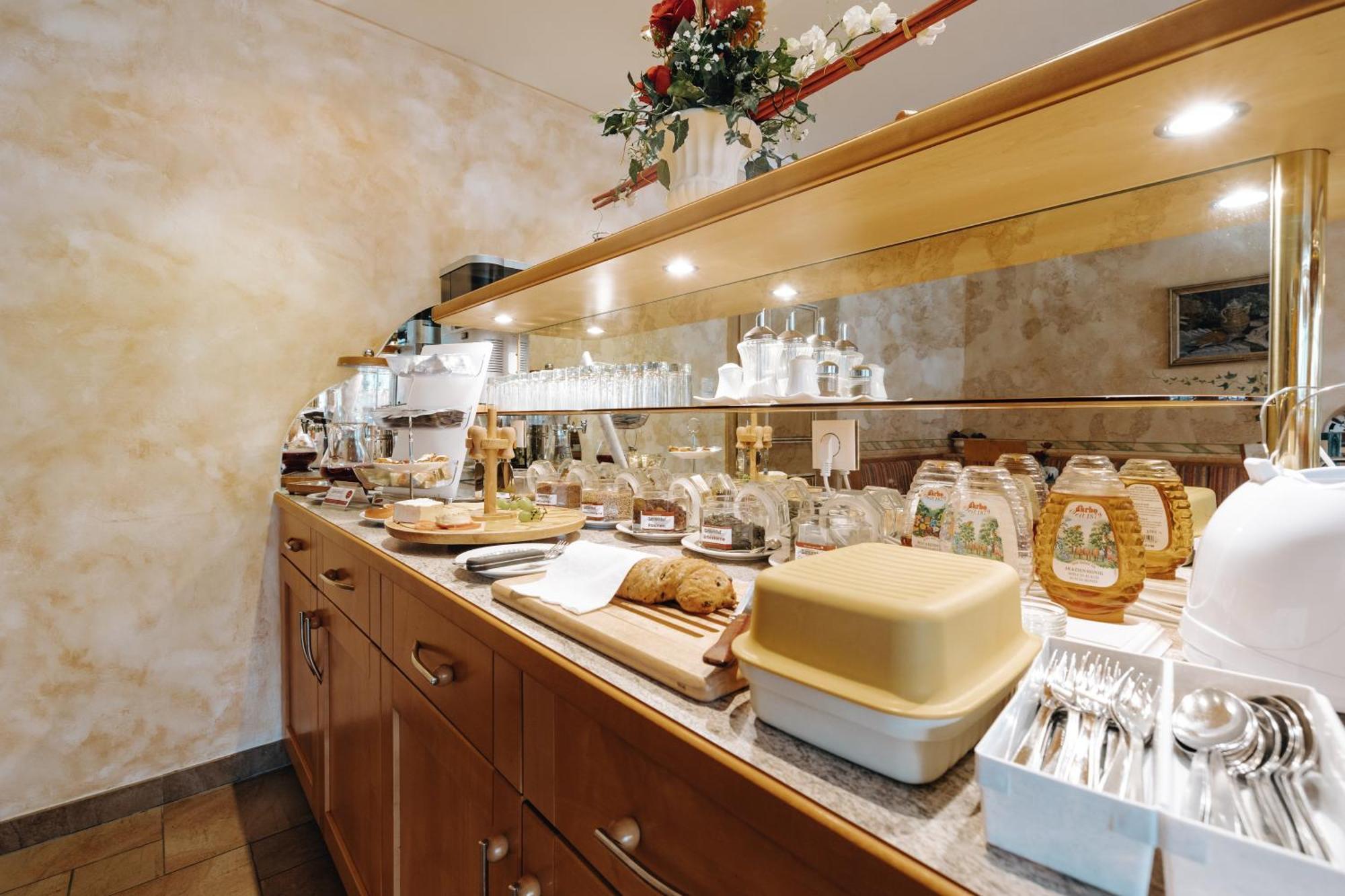 Hotel Garni Tannenhof Flachau Dış mekan fotoğraf